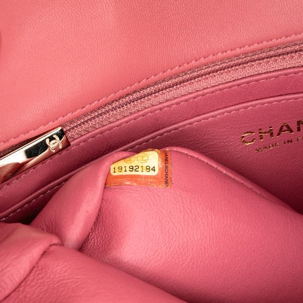Pre-owned Chanel Medium Classic Lambskin Valentines Heart Charms Single Flap Pink