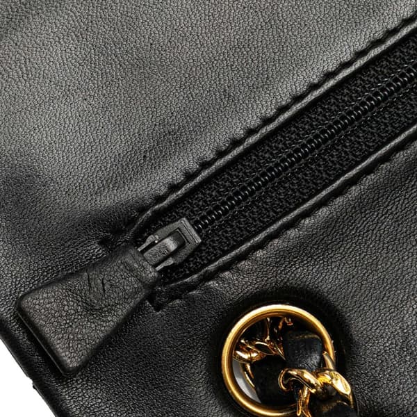 Pre-owned Chanel Small Classic Lambskin Double Flap Black