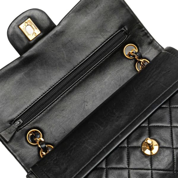 Pre-owned Chanel Small Classic Lambskin Double Flap Black