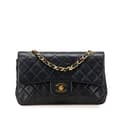Miniatyrbilde 1 av 10: Pre-owned Chanel Small Classic Lambskin Double Flap Black