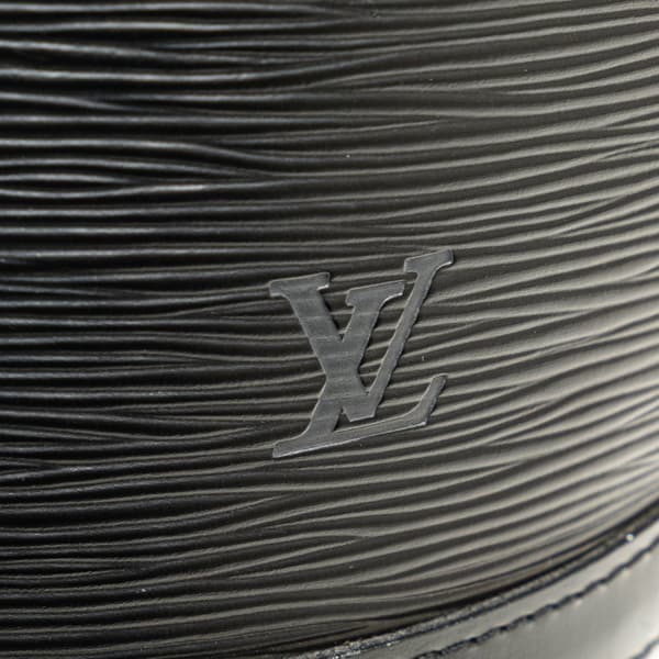 Pre-owned Louis Vuitton Epi Cluny Black