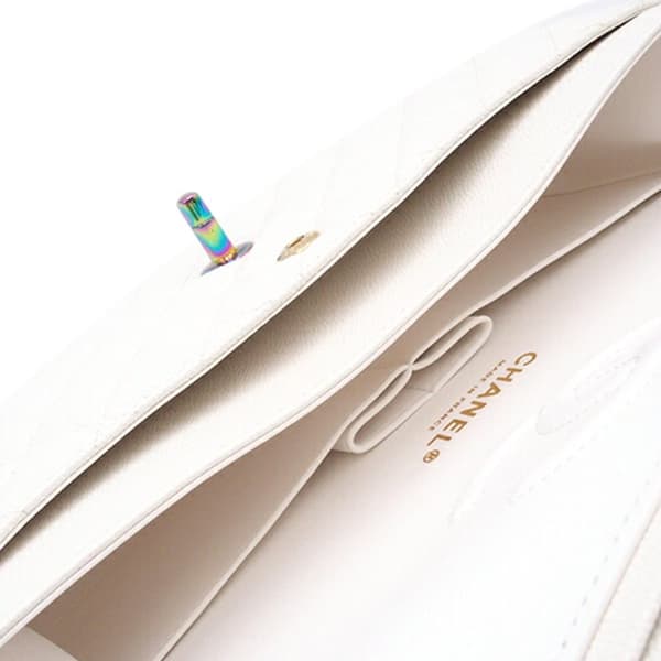 Pre-owned Chanel Medium Classic Iridescent Caviar Double Flap White