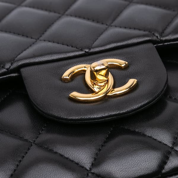 Pre-owned Chanel Jumbo Classic Lambskin Double Flap Black