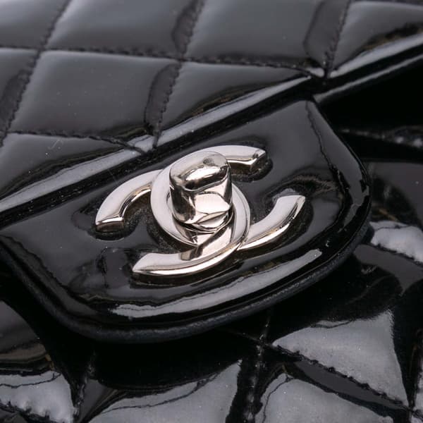 Pre-owned Chanel Medium Classic Patent Double Flap Black