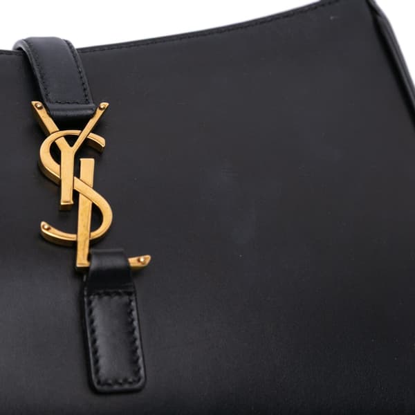 Pre-owned Saint Laurent Smooth Calfskin Le 5 a 7 Hobo Black
