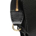 Miniatyrbild 7 av 10: Pre-owned Louis Vuitton Epi Pochette Accessoires Black