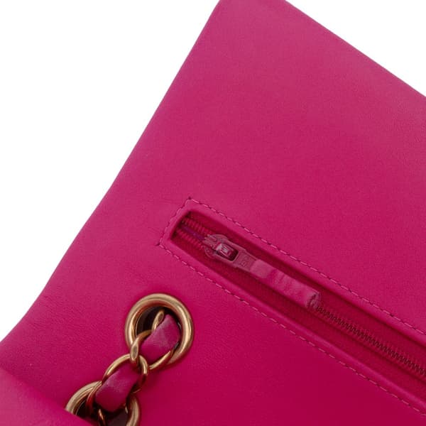 Pre-owned Chanel Medium Classic Chevron Lambskin Double Flap Pink