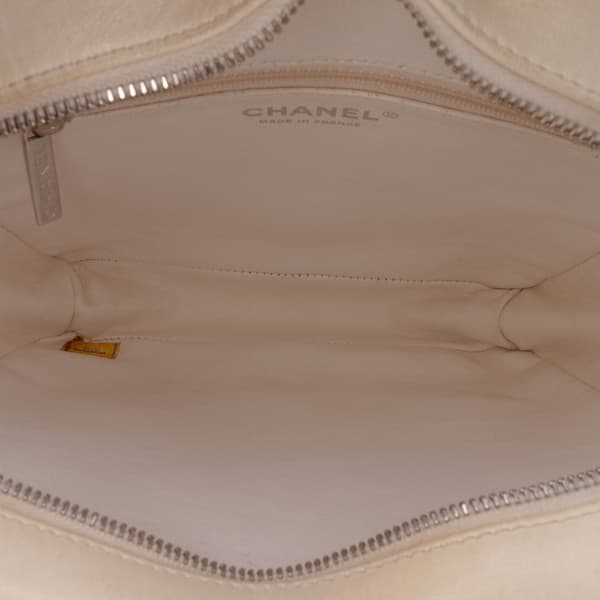 Pre-owned Chanel Small Tweed and Resin Zipped Shopping Bag White