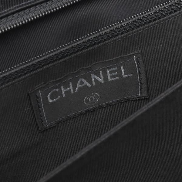 Pre-owned Chanel Chocolate Bar Reissue Canvas Printed Multipocket Flap Black