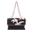 Miniatyrbild 1 av 10: Pre-owned Chanel Chocolate Bar Reissue Canvas Printed Multipocket Flap Black