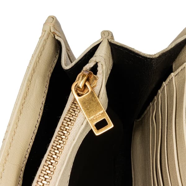 Pre-owned Saint Laurent Quilted Lambskin Diamond Becky Chain Wallet White