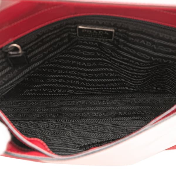 Pre-owned Prada Patent Leather Shoulder Bag Red