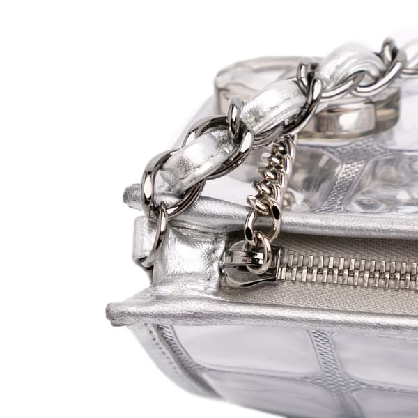 Pre-owned Chanel Vinyl Ice Cube Pochette Silver