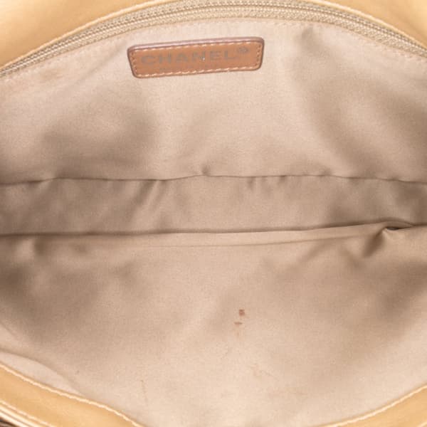 Pre-owned Chanel Quilted Lambskin Ultimate Stitch Flap Brown