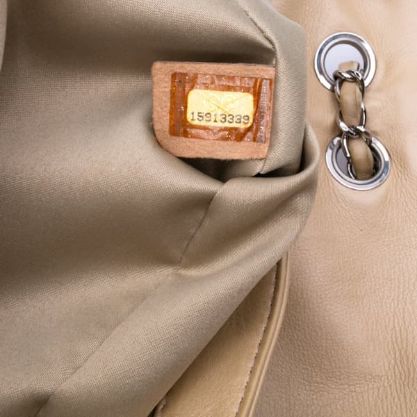 Pre-owned Chanel Quilted Lambskin Ultimate Stitch Flap Brown