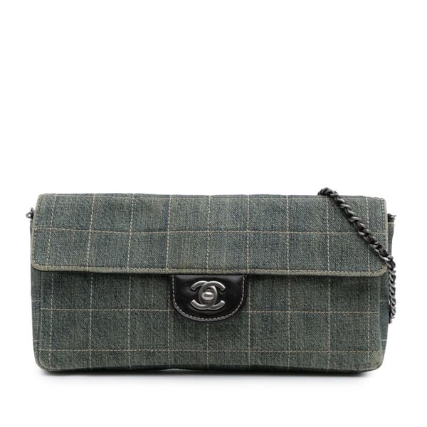 Pre-owned Chanel CC Chocolate Bar Denim East West Flap Blue