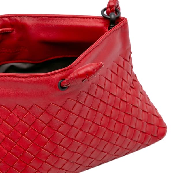 Pre-owned Bottega Veneta Leather Intrecciato Shoulder Bag Red
