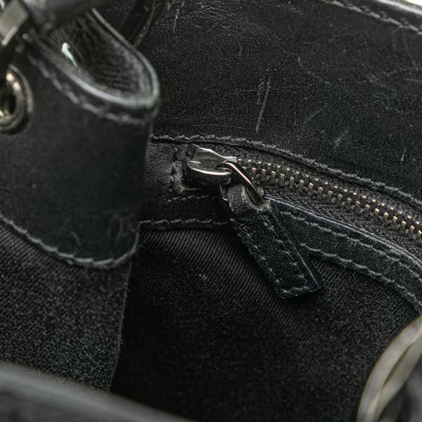 Pre-owned Gucci GG Canvas Shoulder Bag Black