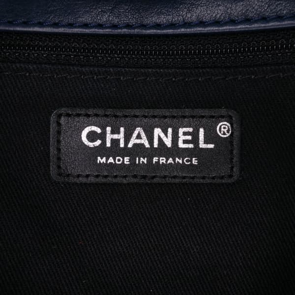 Pre-owned Chanel Large Quilted Calfskin Natural Beauty Split Pocket Flap Blue
