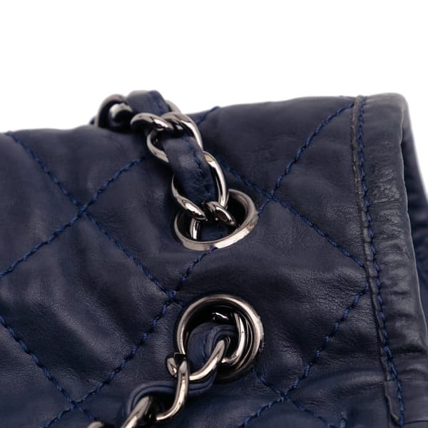 Pre-owned Chanel Large Quilted Calfskin Natural Beauty Split Pocket Flap Blue