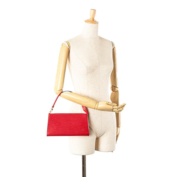 Pre-owned Louis Vuitton Epi Pochette Accessoires Red