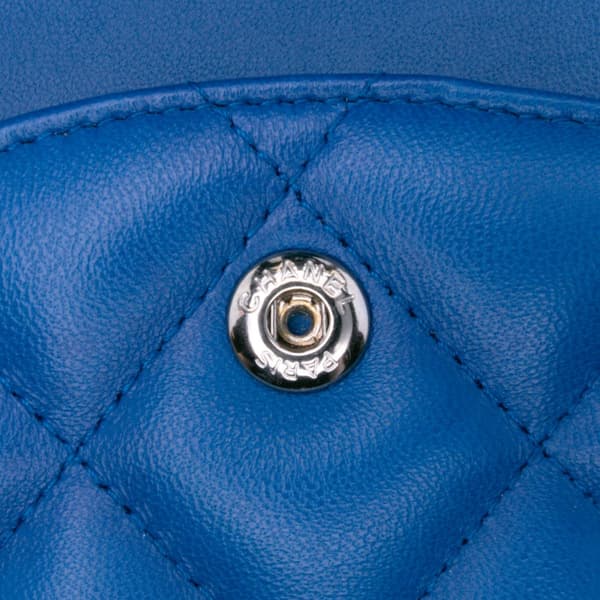 Pre-owned Chanel Jumbo Classic Lambskin Double Flap Blue