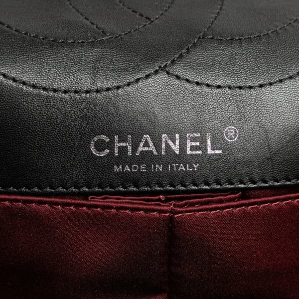 Pre-owned Chanel Jumbo Patent Lucky Symbols Flap Black