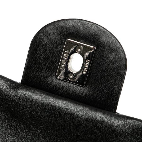 Pre-owned Chanel Jumbo Patent Lucky Symbols Flap Black