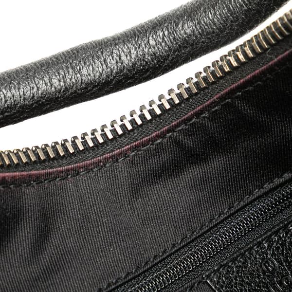 Pre-owned Gucci GG Canvas Shoulder Bag Black
