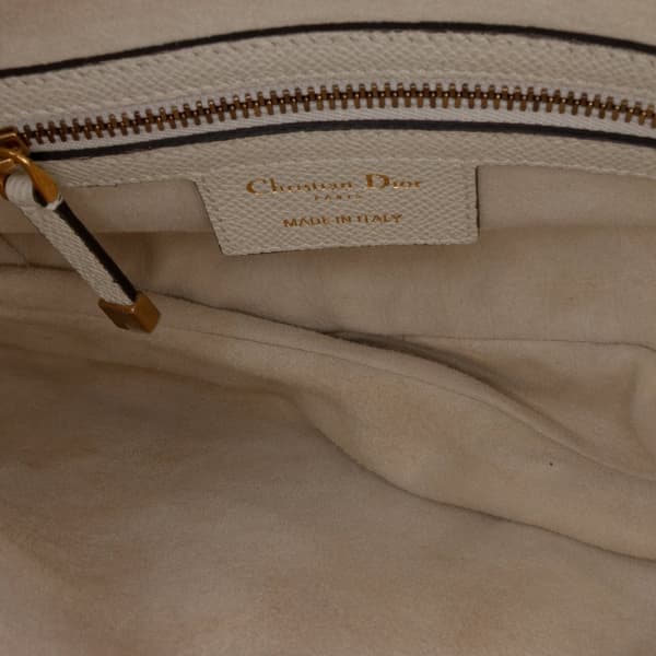 Pre-owned Dior Grained Calfskin Saddle Bag White