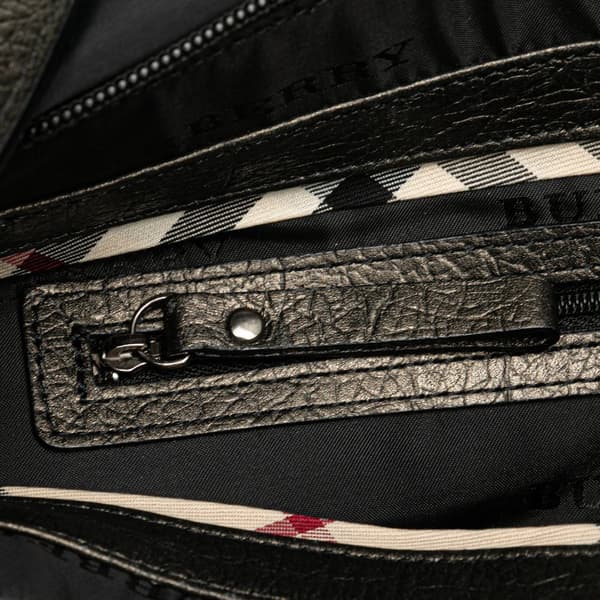 Pre-owned Burberry Nylon Shoulder Bag Black