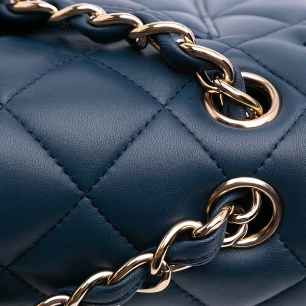 Pre-owned Chanel Jumbo Classic Lambskin Double Flap Blue