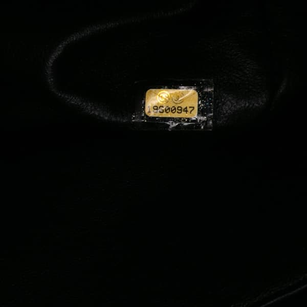 Pre-owned Chanel Maxi Classic Patent Double Flap Black
