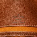 Miniatyrbillede 5 af 10: Pre-owned Louis Vuitton Monogram Musette Tango Short Strap Brown