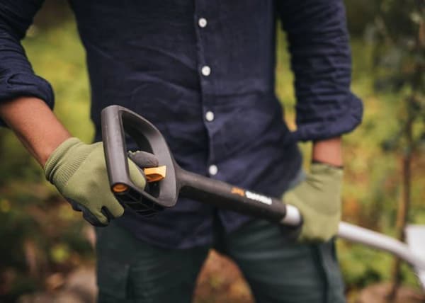 Beche Fiskars - aw873952 - Teleskopisk spade 110-130cm bred 192mm [1000620,fs131310]xact