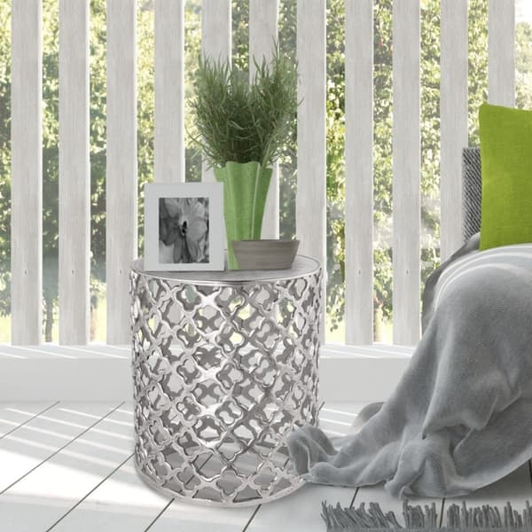 Dekorativ metall sidobord Kairo -silver eller guld aluminium