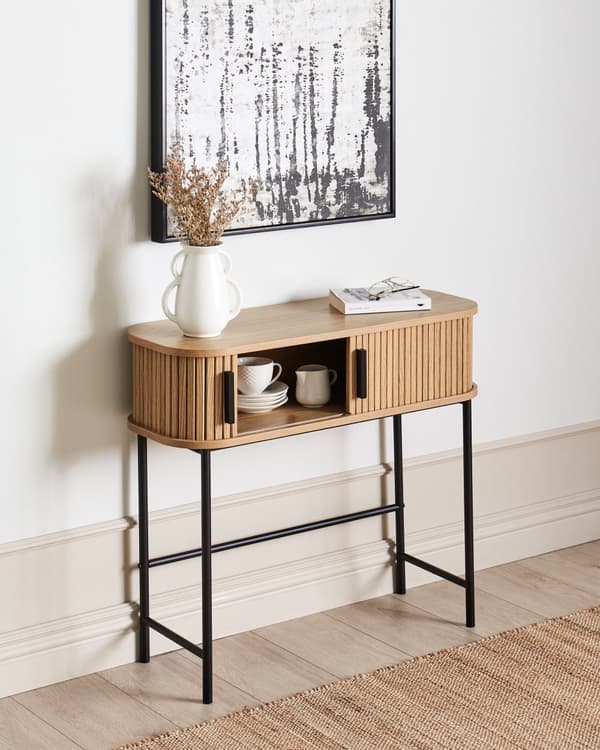 Konsolipöytä vaalea puu 80 x 30 cm MDF-levy rautajalat liukuovet hylly retro