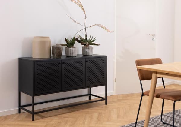 Newcastle skænk L125 med 3 meshlåger metal sort.