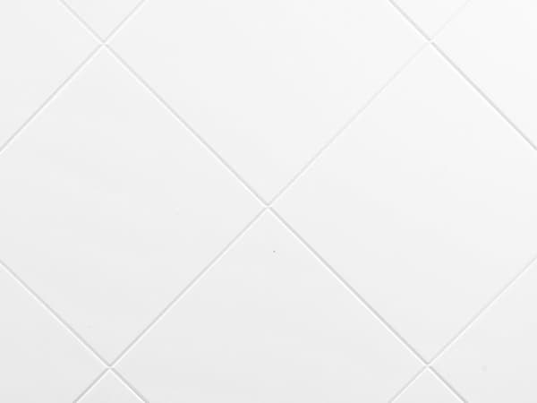 Skjenk Lyst tre med hvitt 118 x 40 cm 3 skuffer 1 skap Scandinavian Glam