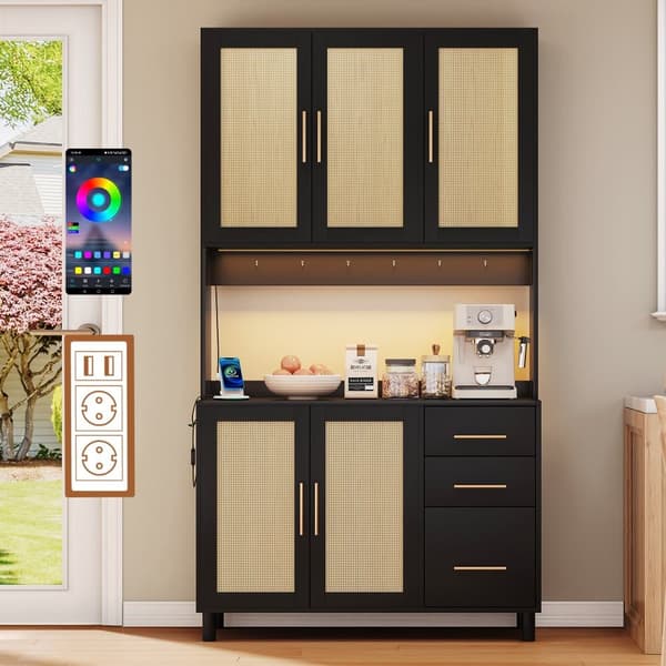 183 cm musta buffetkaappi, LED-koristevalaisimet, 2 USB, 2 pistoketta, säädettävät hyllyt, 3 laatikkoa, kultaiset metallikahvat