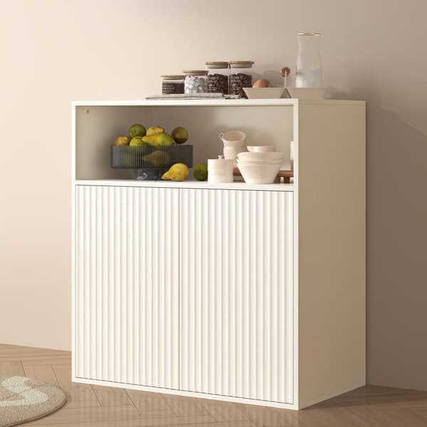 Valkoinen moderni buffet-senkki, säilytyskaappi kahdella magneettiovella, erillinen puukaappi keittiöön, kotiin, olohuoneeseen