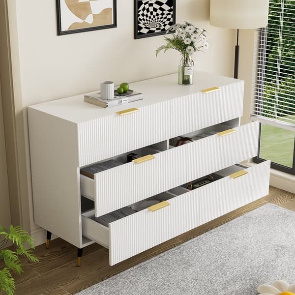 Vit bufféskänk i modern design med byrå och gott om förvaringsutrymme för matsalen