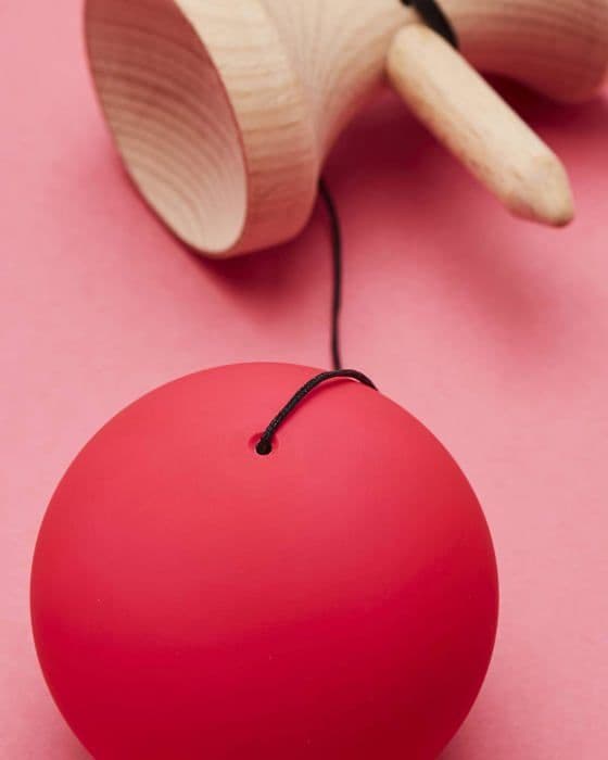 Utomhusspel - KROM - Kendama Pop Red - Blandat - Barn