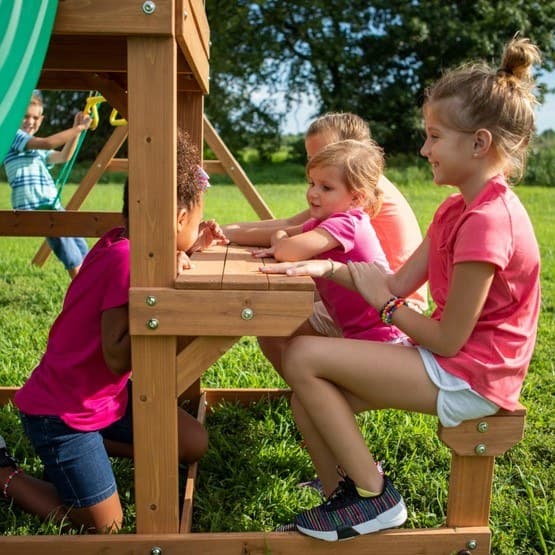 BYD - Lekställning - Belmont Play Tower with Swings and Slide
