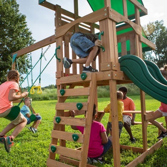 BYD - Lekställning - Belmont Play Tower with Swings and Slide