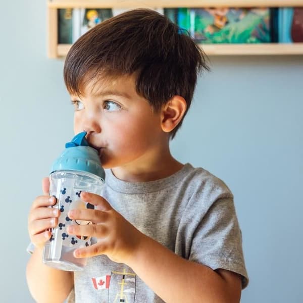 Sugtasse - THERMOBABY - 295 ml - Läckageskydd - Klämma - Mickey Cool