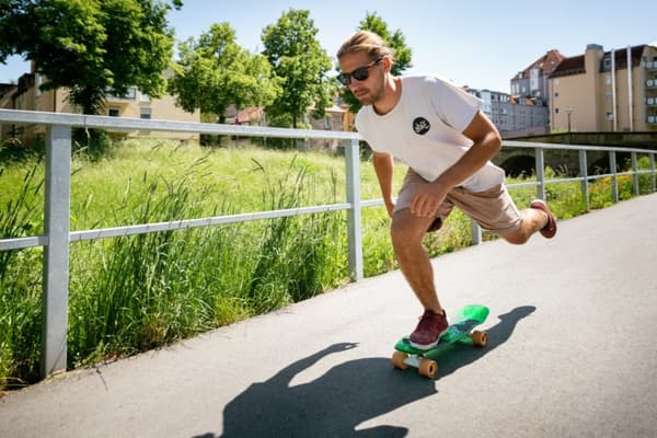 Choke JuicySusi Spicy Sabrina Elite Supercruiser Skateboard Grön