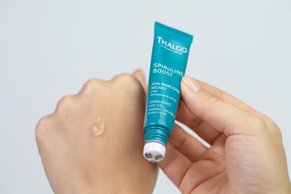 Thalgo Smoothing Eye Concentrate kanssa Spirulina VT22027