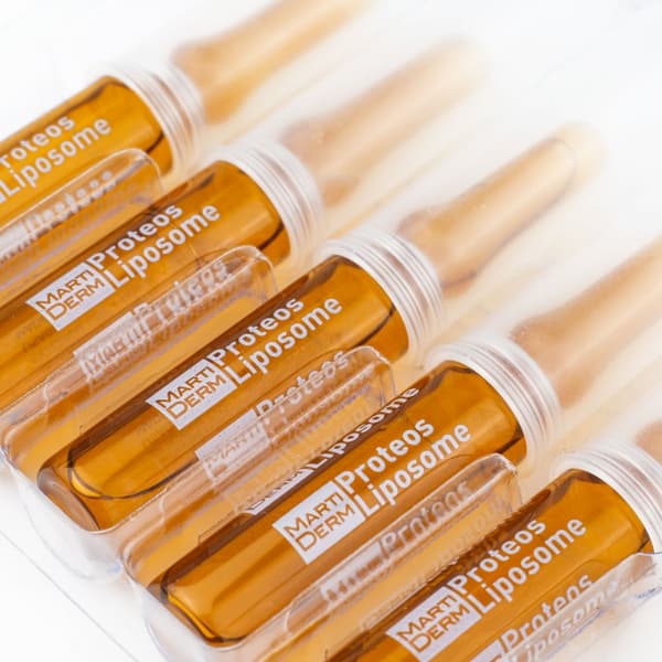 MartiDerm The Originals Proteos Liposome kosteuttava antioksidanttiseerumi rasvoittuvalle iholle ampulleissa 30x 2ml