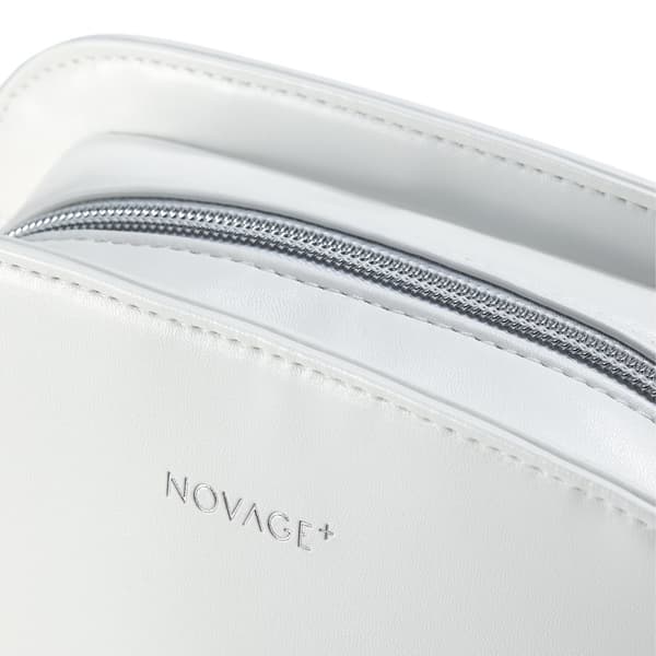 Oriflame Novage+ -kosmetiikkalaukku